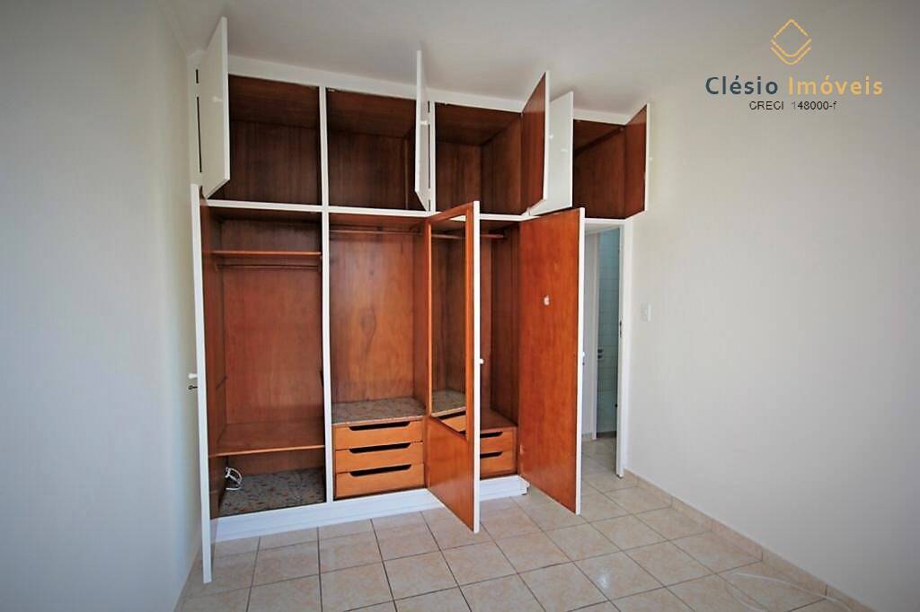 Apartamento à venda com 1 quarto, 50m² - Foto 3