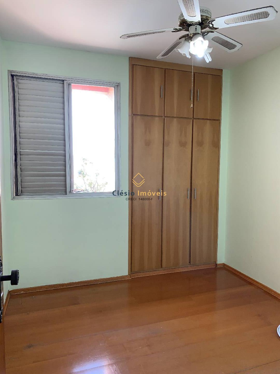 Apartamento à venda com 2 quartos, 62m² - Foto 12