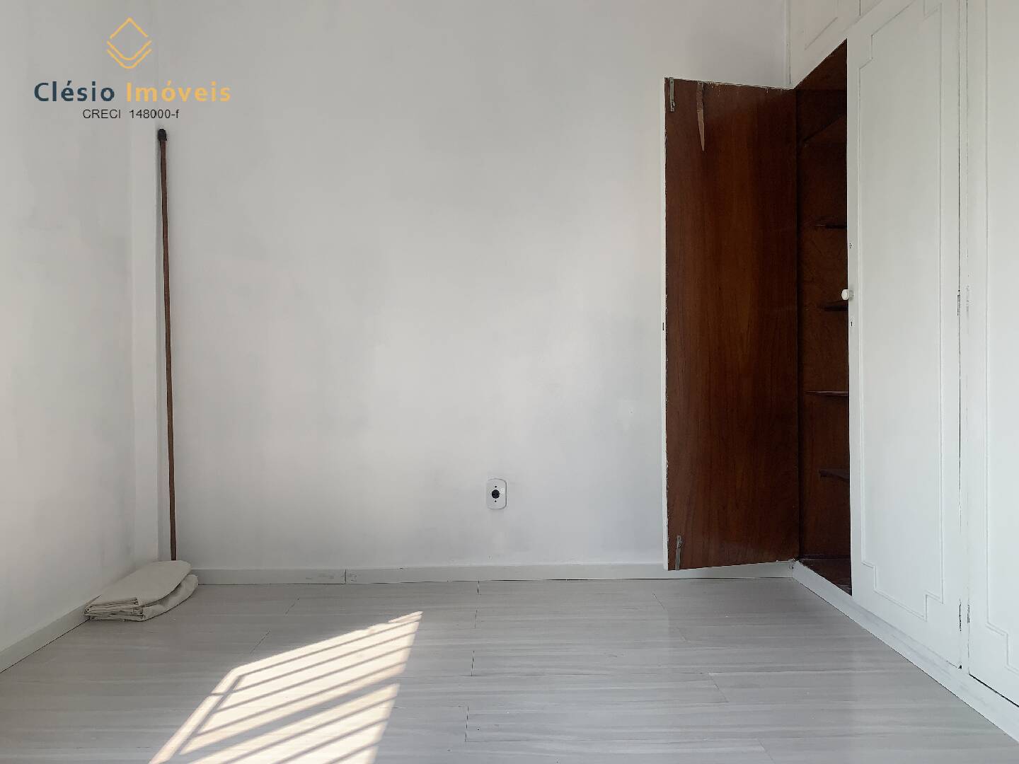 Apartamento à venda com 1 quarto, 45m² - Foto 4