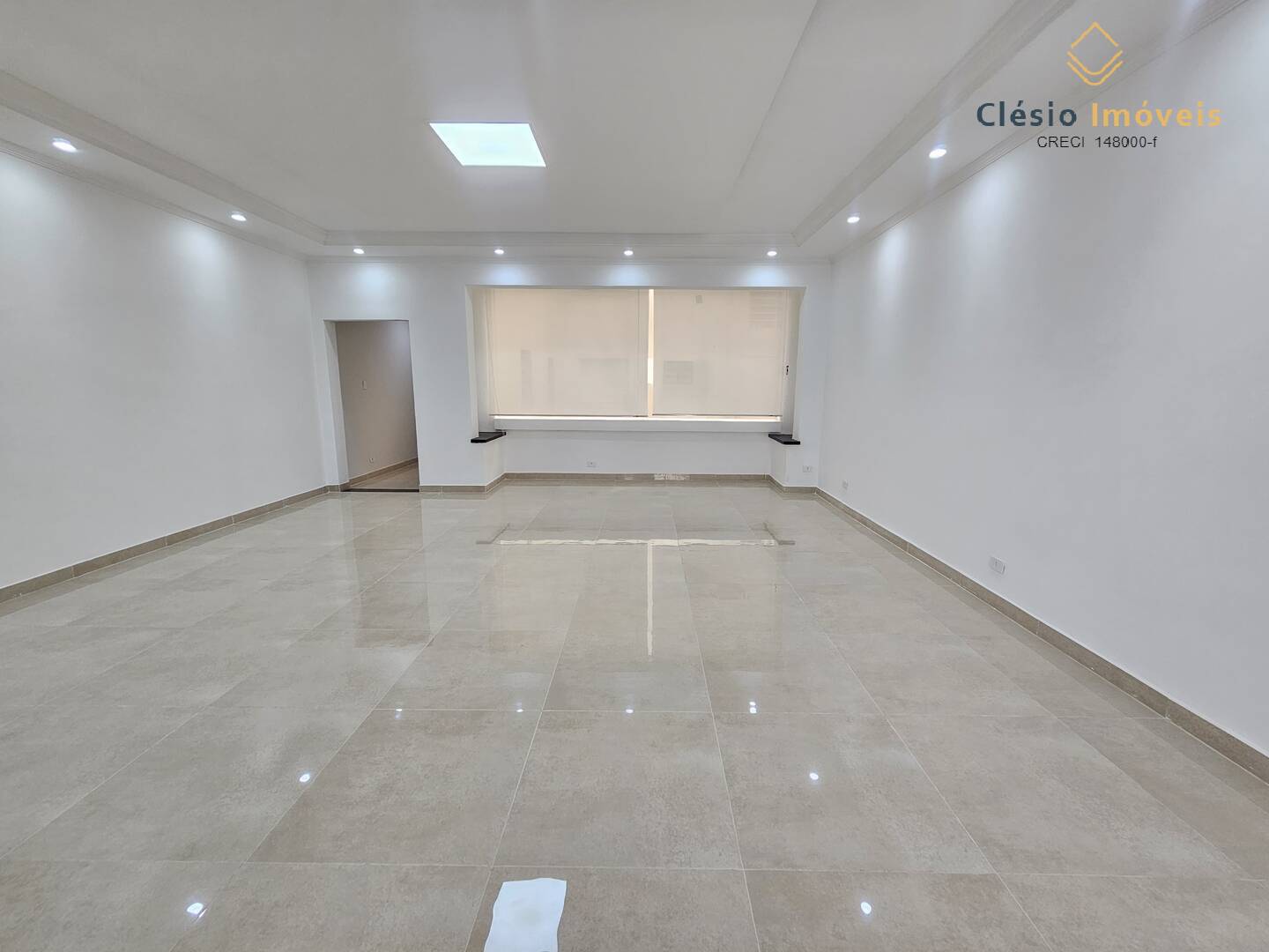 Apartamento à venda com 3 quartos, 240m² - Foto 7