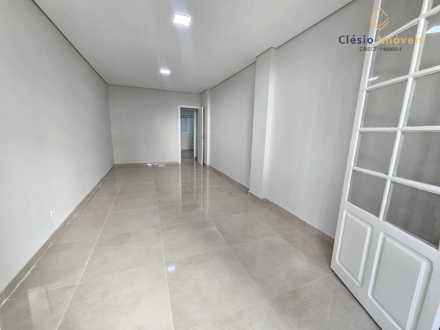 Apartamento à venda com 3 quartos, 240m² - Foto 21