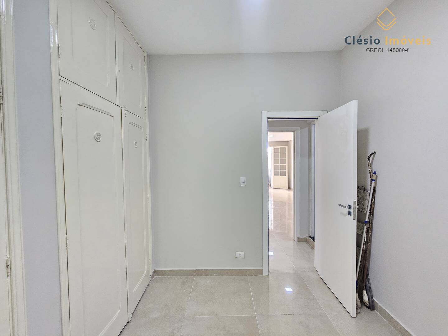 Apartamento à venda com 3 quartos, 240m² - Foto 27