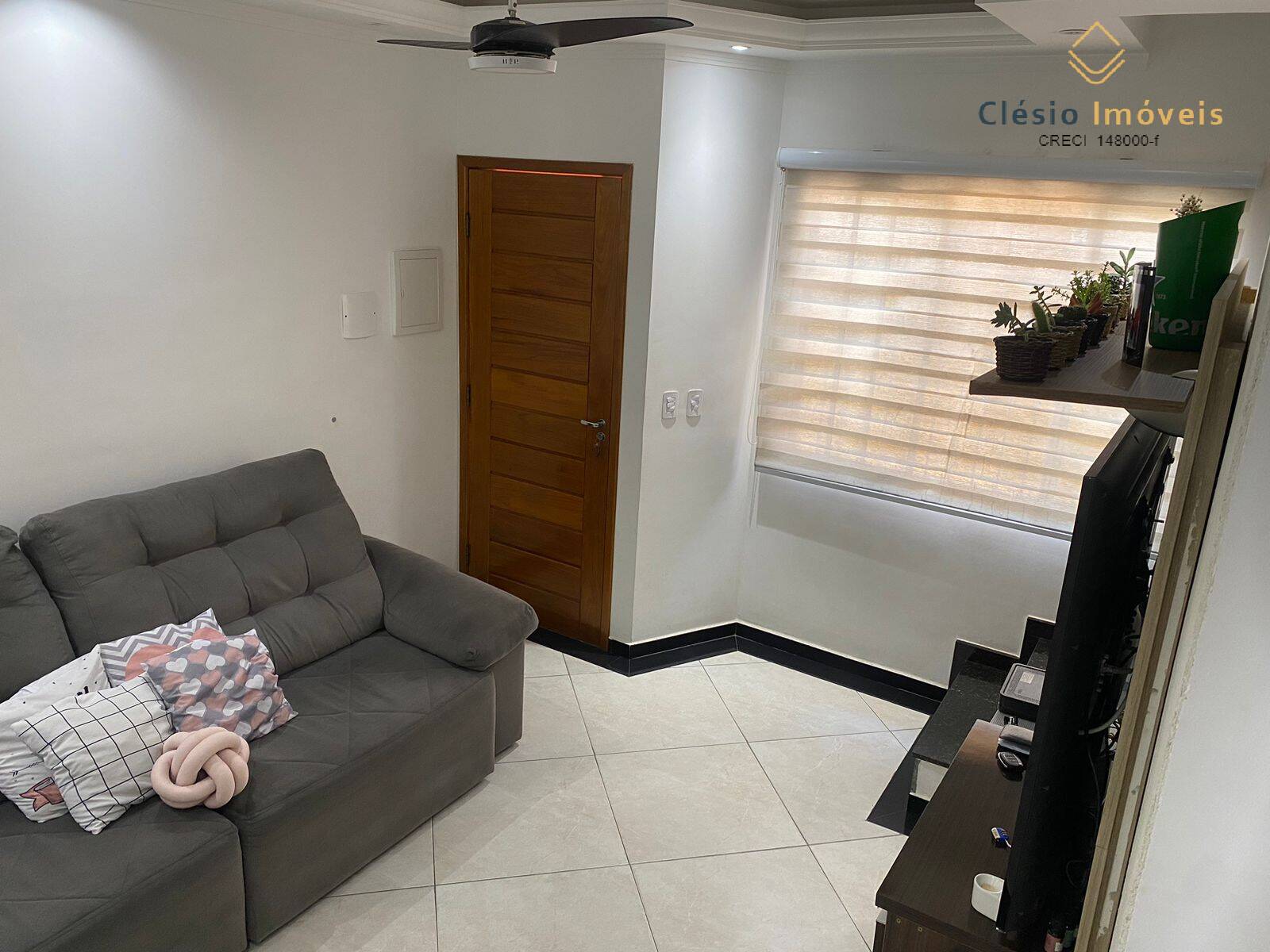 Apartamento à venda com 2 quartos, 65m² - Foto 1