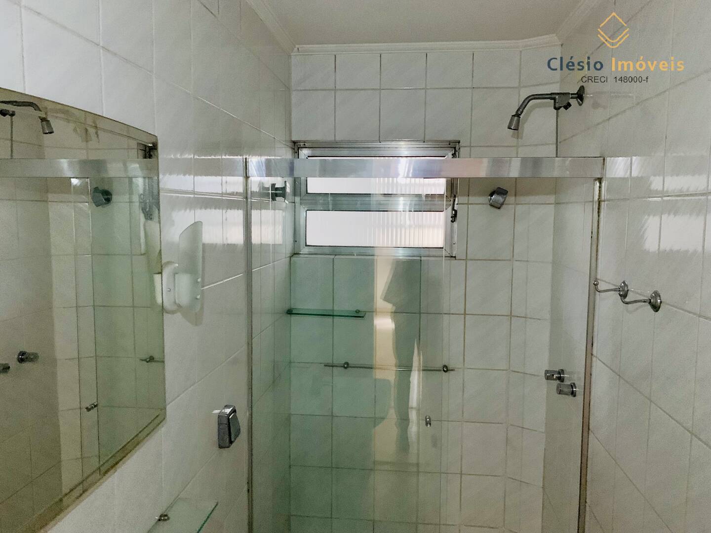 Apartamento para alugar com 3 quartos, 125m² - Foto 14