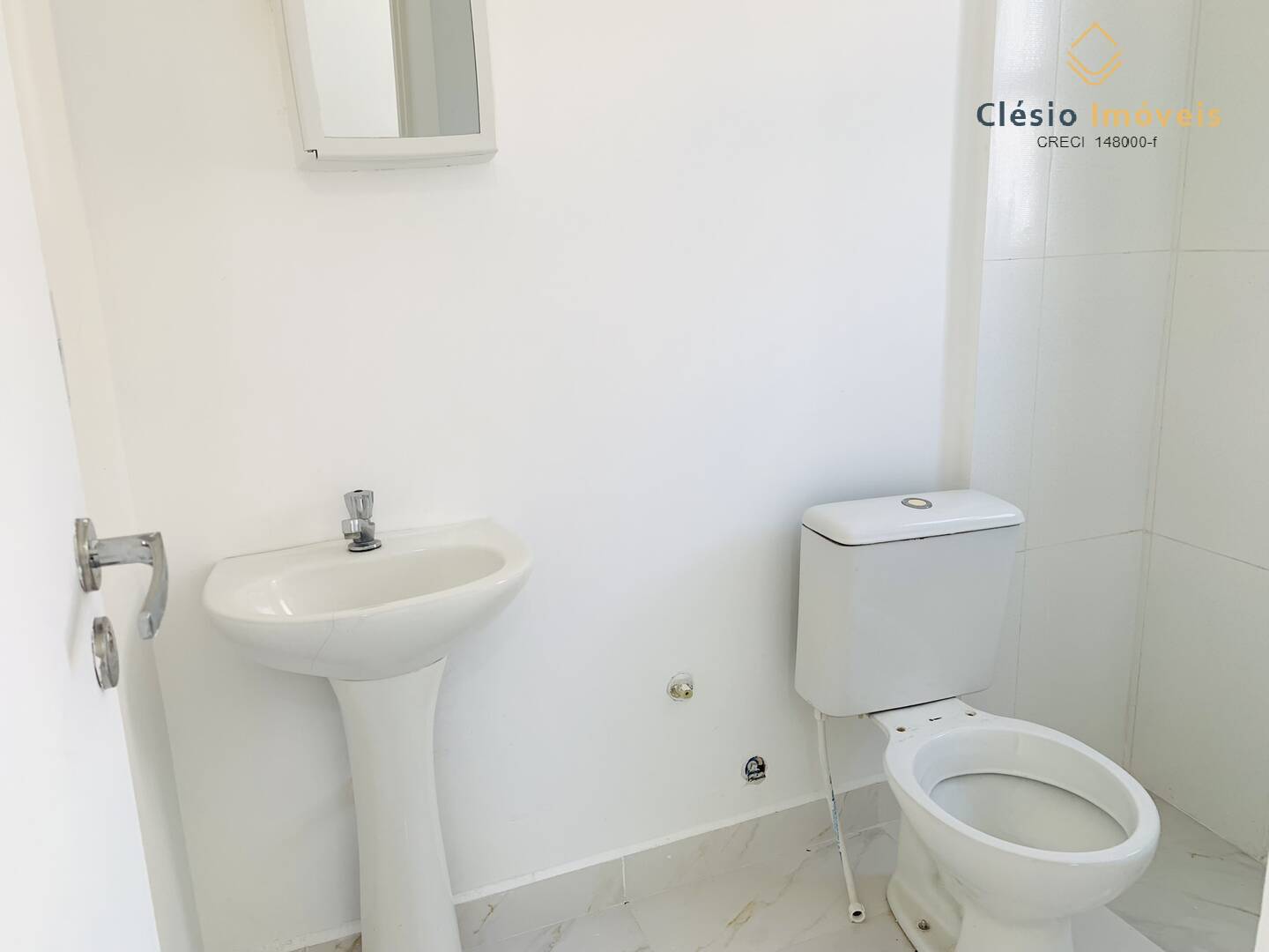 Apartamento à venda com 1 quarto, 27m² - Foto 11