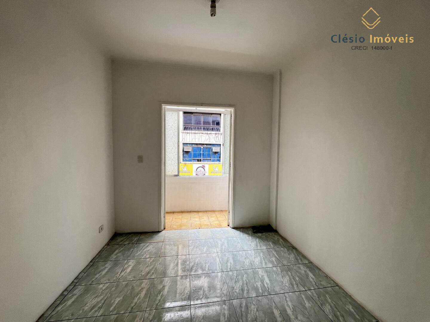 Apartamento à venda com 1 quarto, 30m² - Foto 4