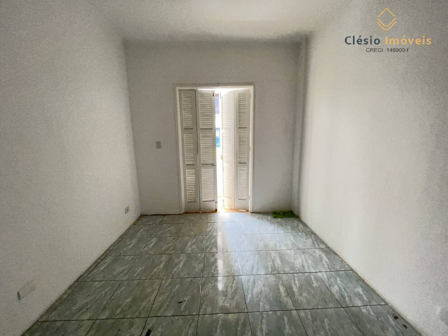 Apartamento à venda com 1 quarto, 30m² - Foto 12