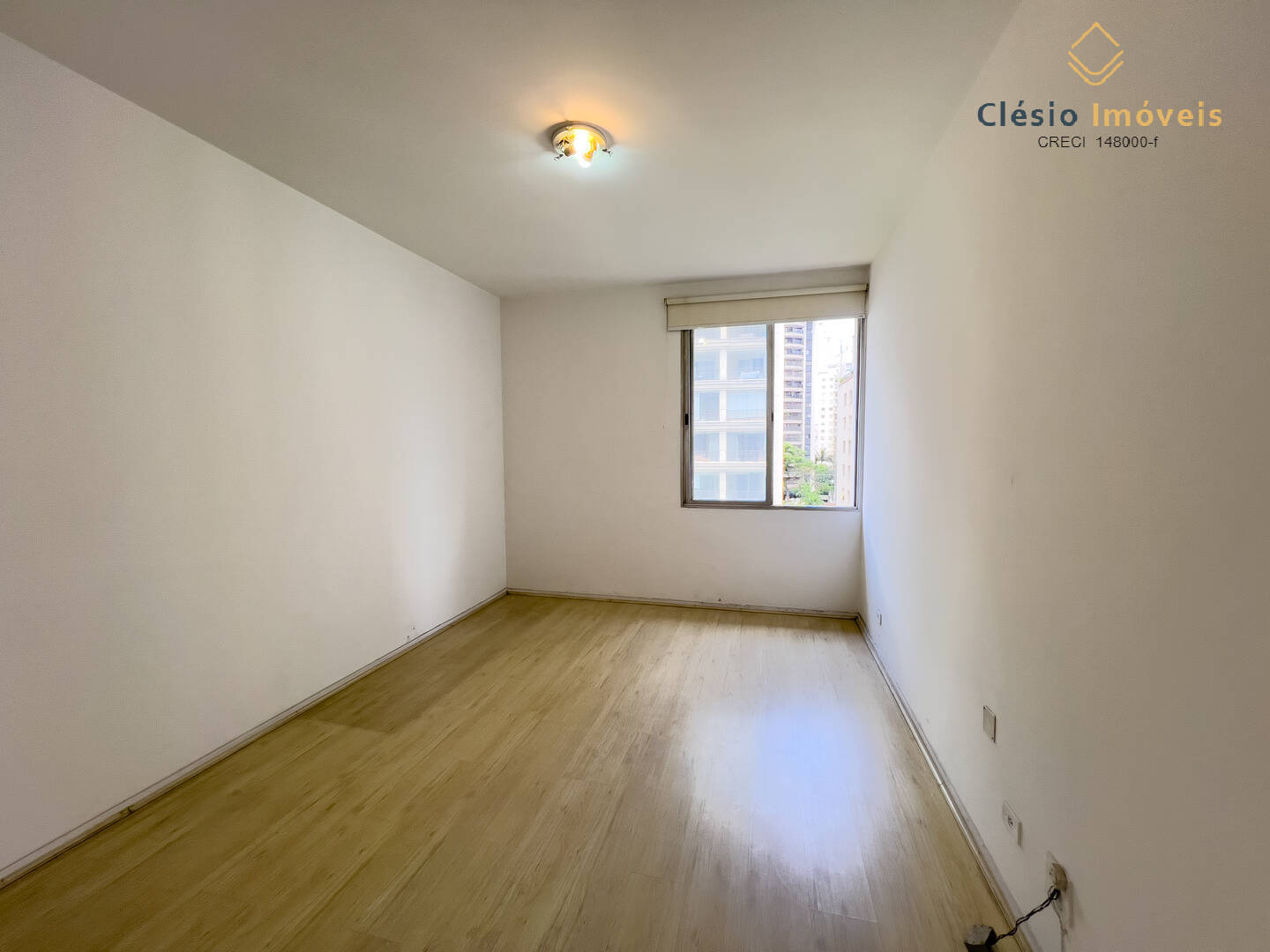 Apartamento à venda com 2 quartos, 100m² - Foto 12