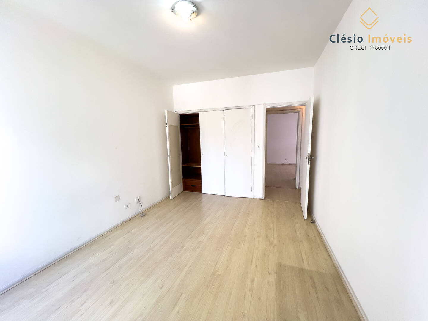 Apartamento à venda com 2 quartos, 100m² - Foto 15