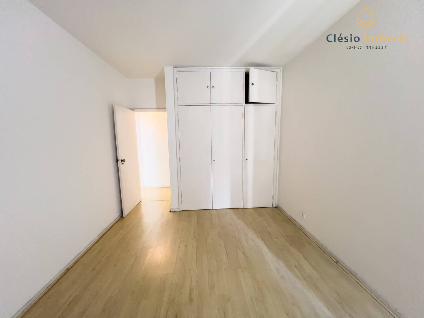 Apartamento à venda com 2 quartos, 100m² - Foto 29