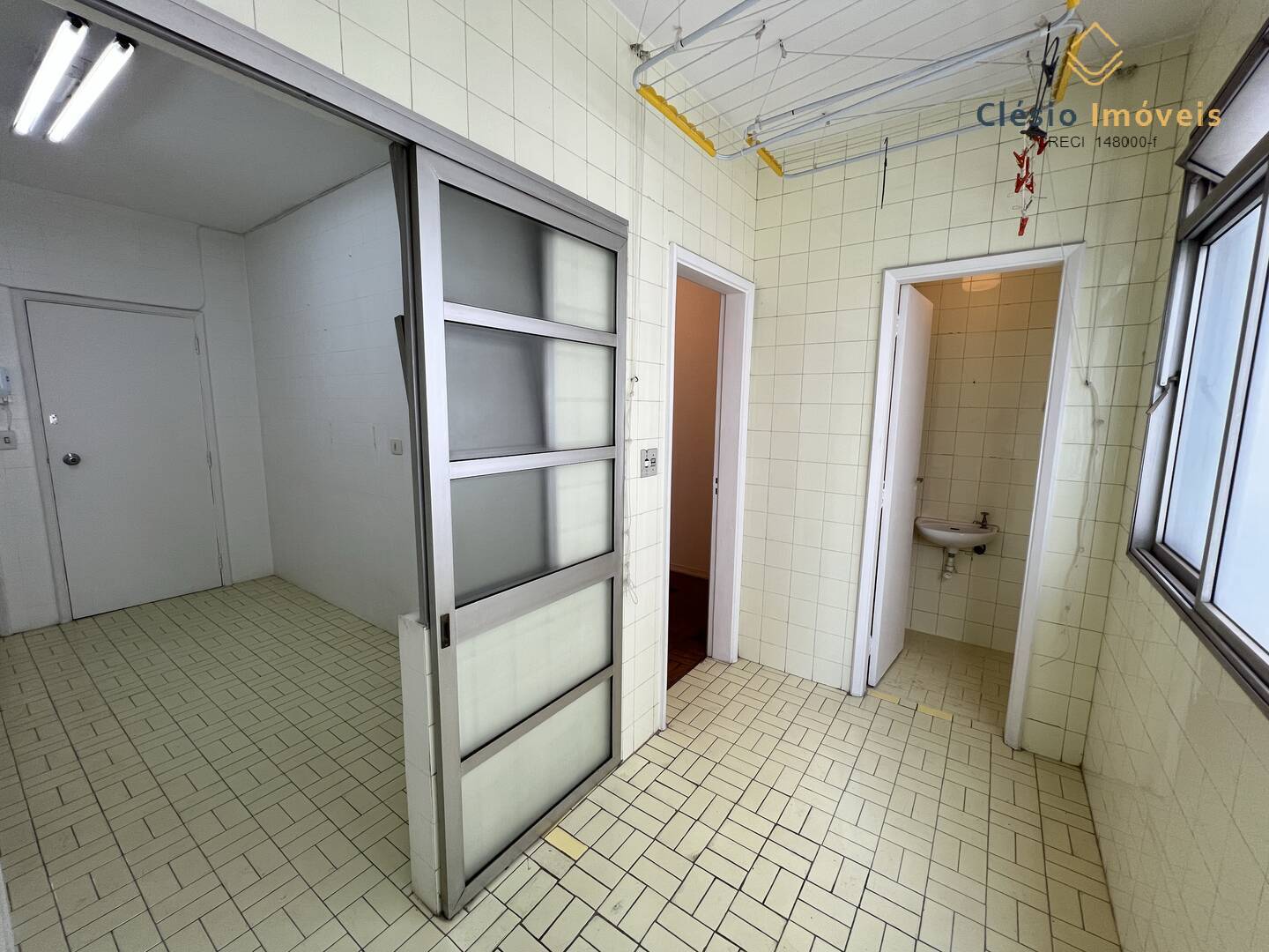 Apartamento à venda com 2 quartos, 100m² - Foto 41