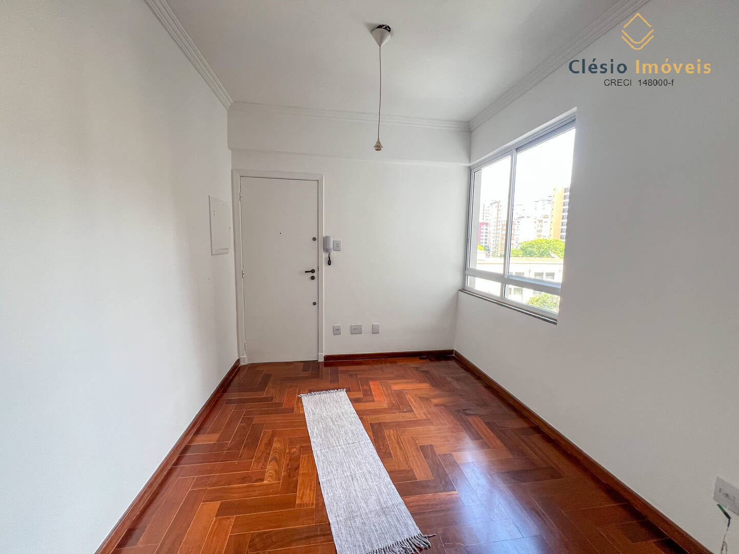 Apartamento à venda com 2 quartos, 72m² - Foto 1